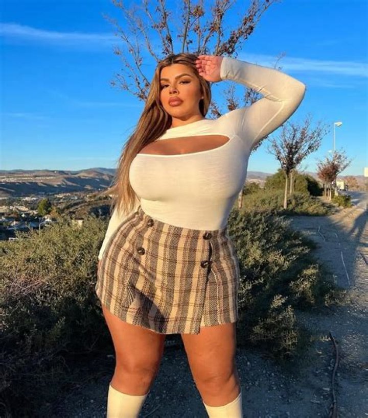 
Ajdin Hrustic Height, Weight, Net Worth, Age, Birthday, Wikipedia, Who, Instagram, Biography 