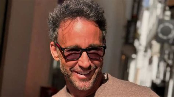 Álvaro Muñoz Escassi Net Worth