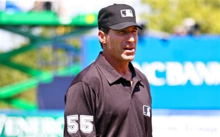 Angel Hernandez Net Worth