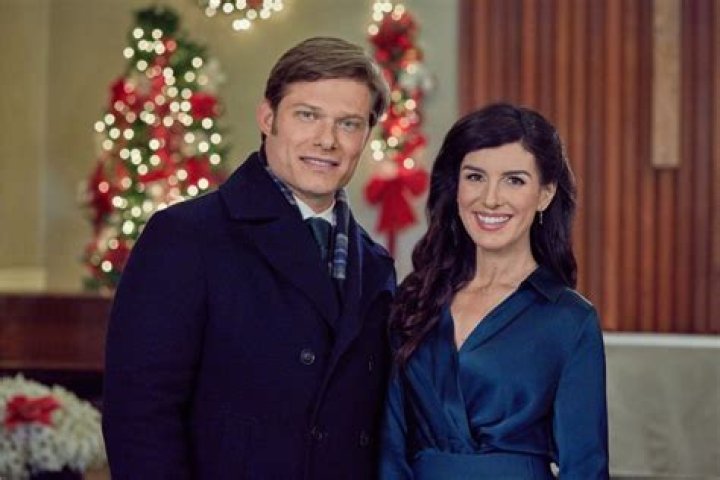 Blake Shelton Hallmark Christmas Movies In Order