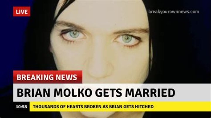 Does Brian Molko Have A Wife Or Girlfriend? Details To Know