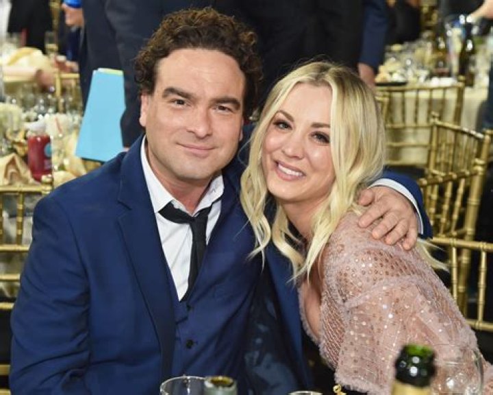 Is Johnny Galecki Married? Johnny Galecki Relationship Staus, Who is Johnny Galecki Married? - SarkariResult
