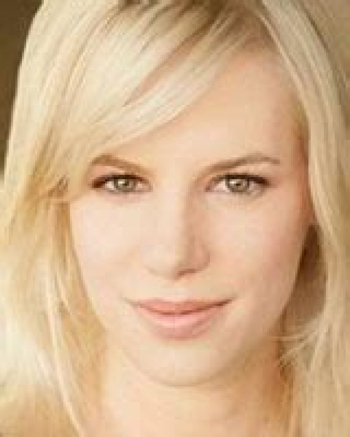 Jeanette Brox Net Worth