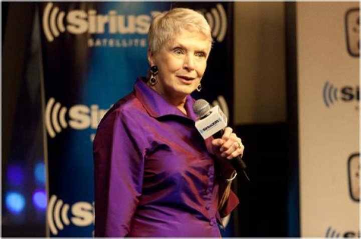 Jeanne Robertson Net Worth, Income, Salary, Earnings, Biography