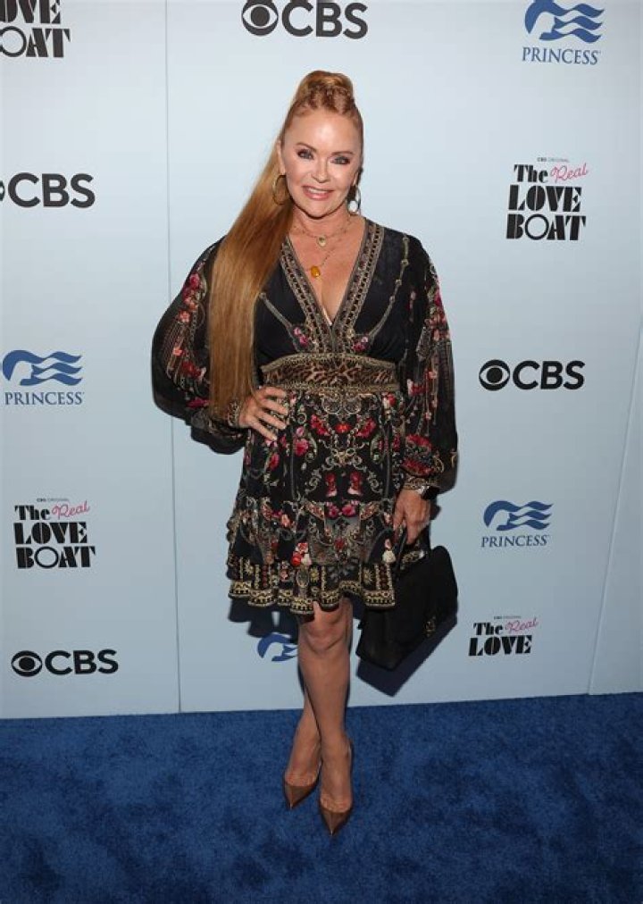 Jill Whelan Bio, Wiki, Age, Height, Husband, Sons, Family, Movies, TV Shows and Net Worth