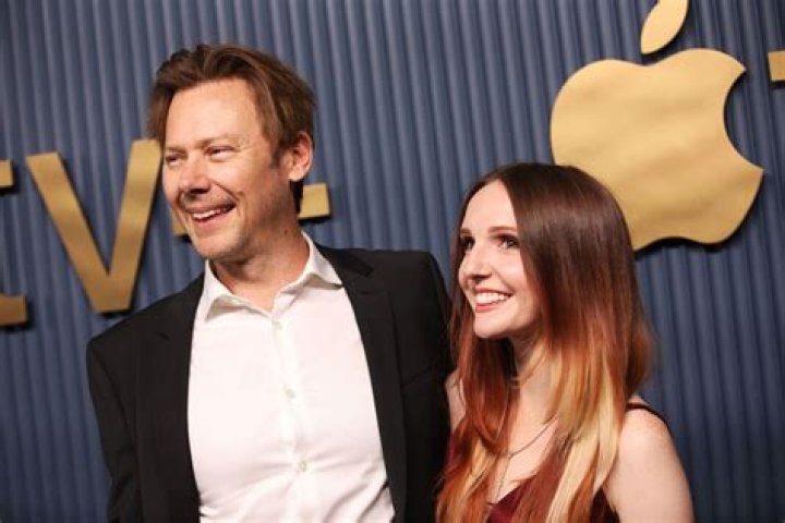Jimmi Simpson Dating, Girlfriend, Married, Wife, Divorce, Net Worth, Wiki