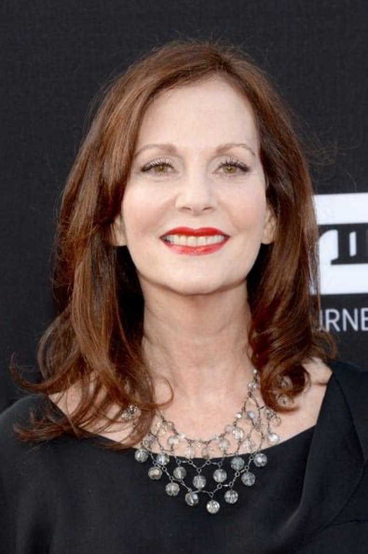 Lesley Ann Warren Net Worth