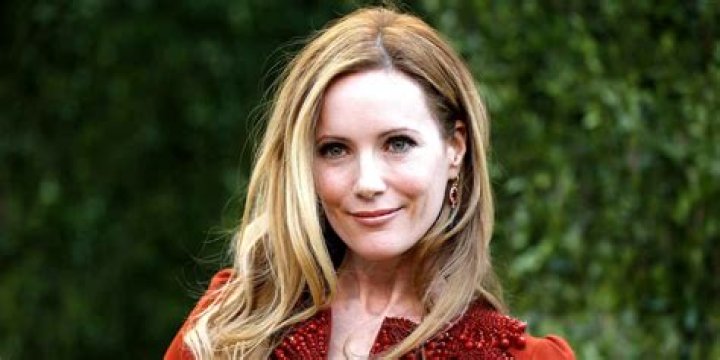 Leslie Mann: Career, Family & Net Worth