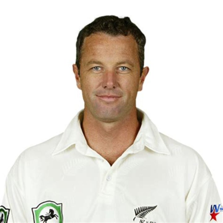 Mark Richardson (cricketer)