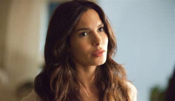 Nadine Velazquez Height, Weight, Measurements, Bra Size, Shoe Size