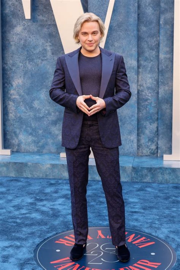 Ronan Farrow Bio, Wiki, Age, Siblings, Father, Net Worth, Book, Partner, Mother and Height