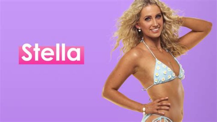 Stella Hutcheon On Love Island Australia Has A Background In Radio