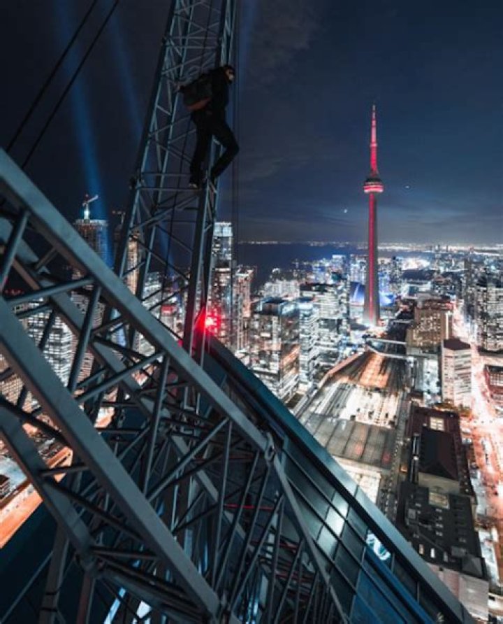 Toronto Rooftopper Death, Conrad Rybicki Obituary, 22-Year-Old Toronto Man Dies Rooftopping Warn Others After Son Plunges to His Death