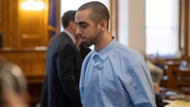 
Watch as the Salman Rushdie stabbing video becomes viral online. 