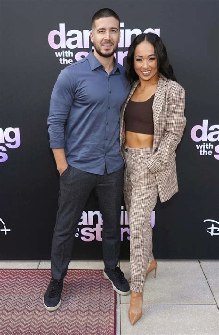 Who Is Vinny Testaverde wife? Explore His Instagram